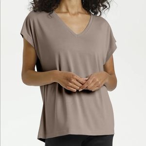 NWT Kaffe Kalise Taupe T Shirt (can fit a medium) in small